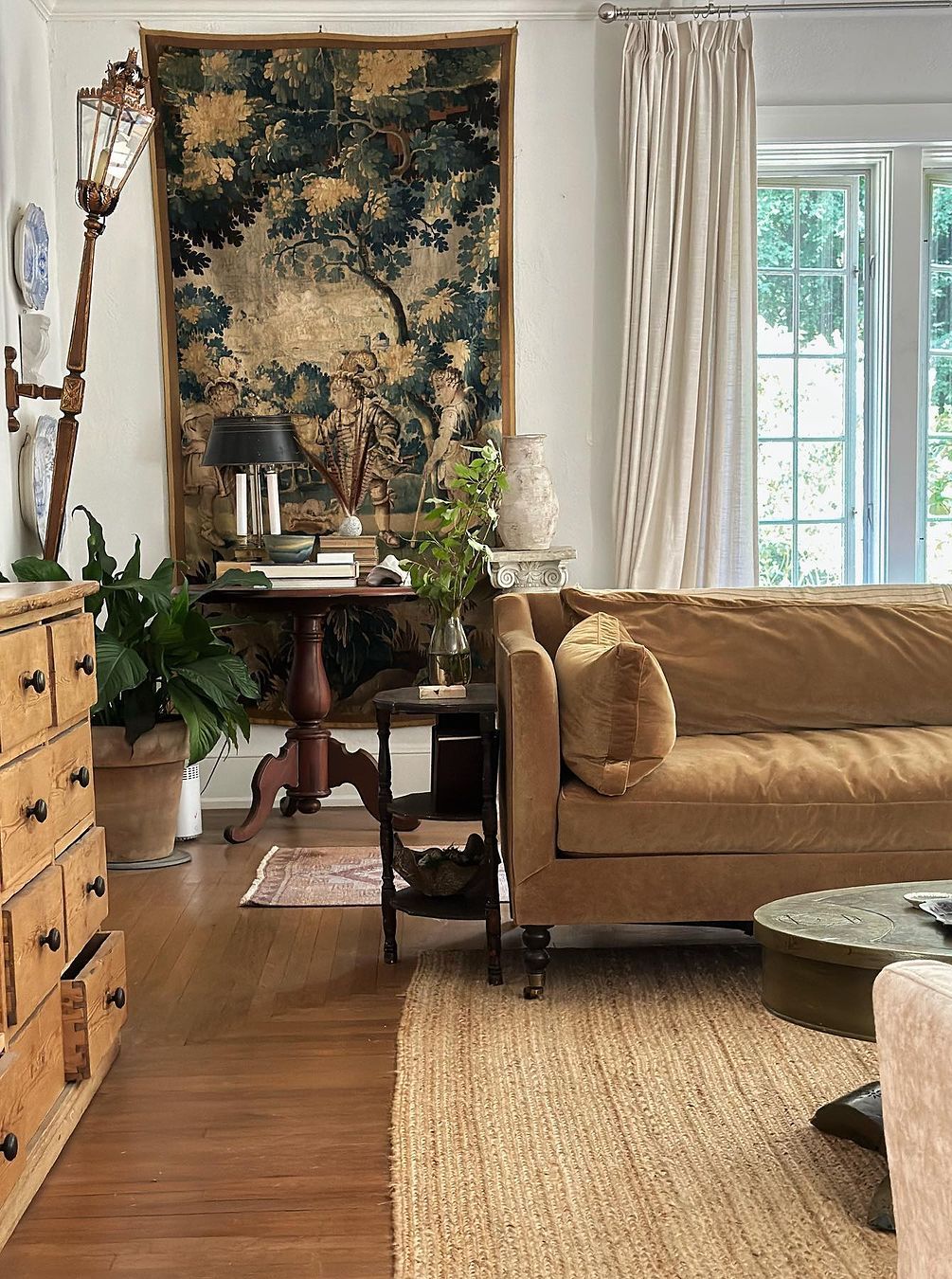 a living room featuring french country decor