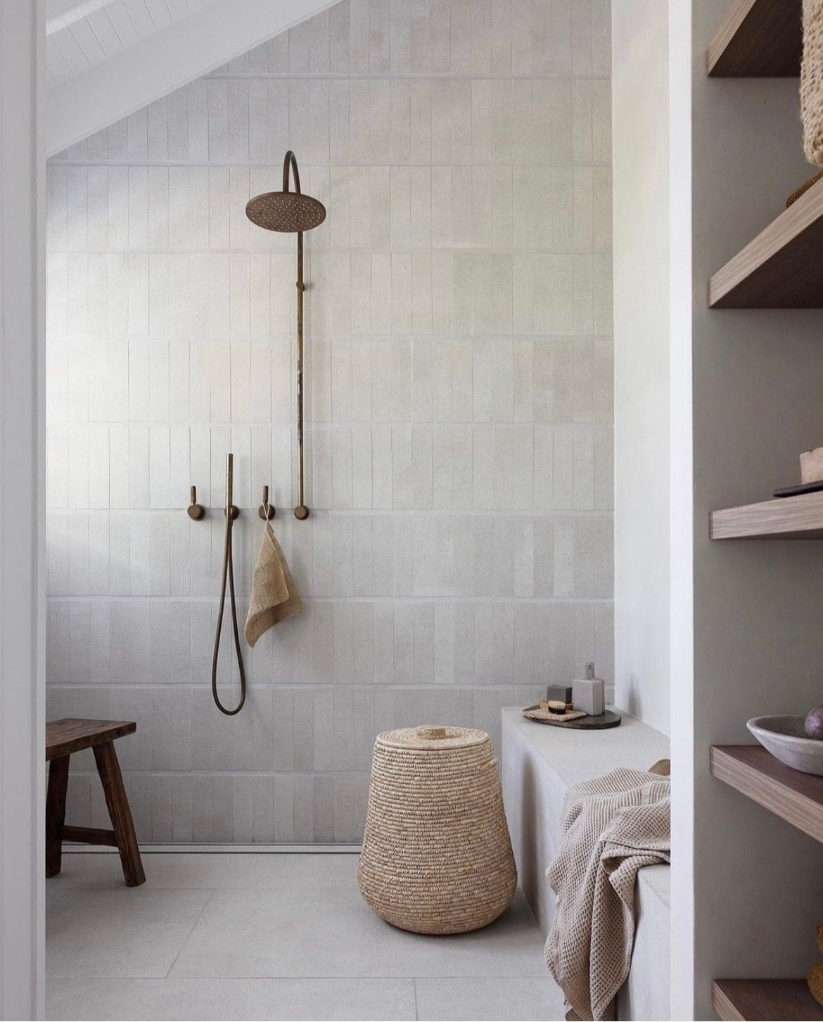 japandi bathroom ideas 9