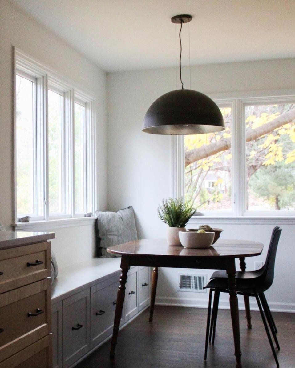 minimalist breakfast nook idea